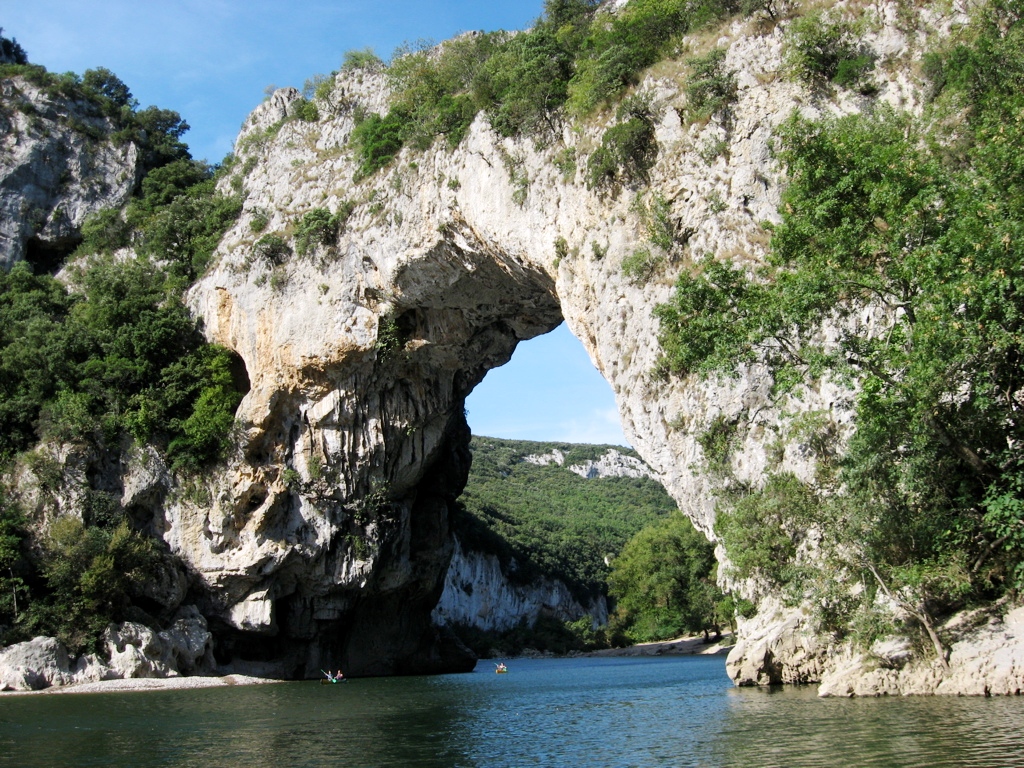 Vallon Pont d Arc.jpg